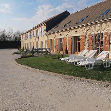 Au Domelia Provinois Hotel Cerneux Exterior foto