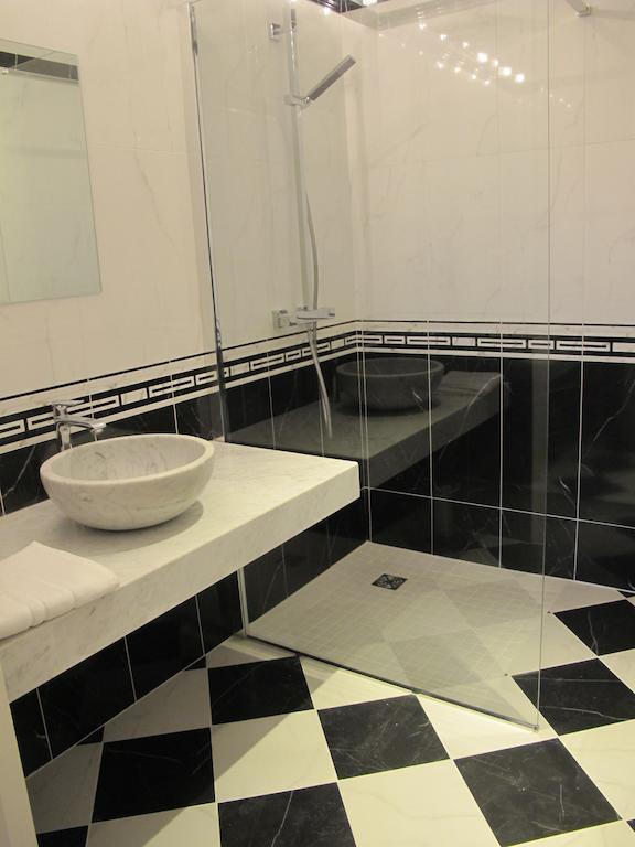 Au Domelia Provinois Hotel Cerneux Quarto foto